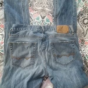 American Eagle skinny jeans